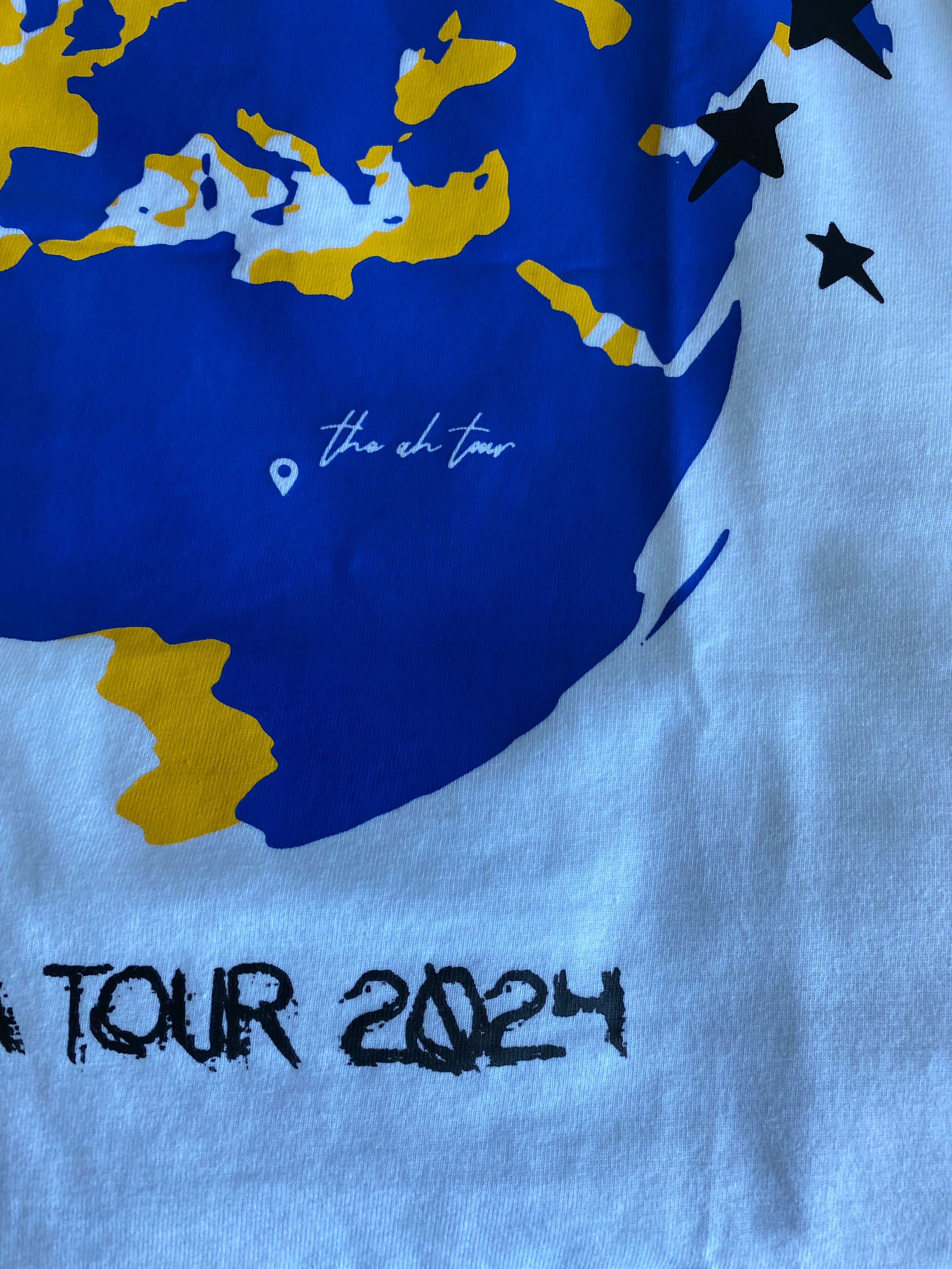 WORLD TOUR TEE